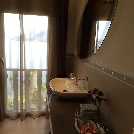 شقة Vignolo ستريزا